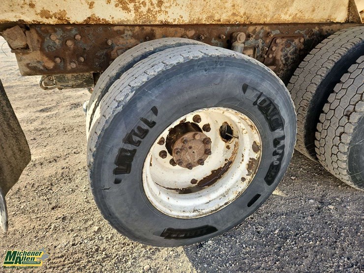 2009-international-workstar-7500-image-29