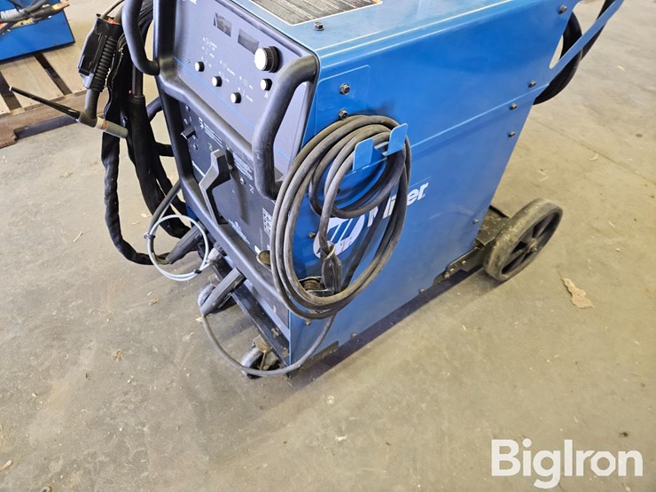 miller-syncrowave-200-tig-welder-image-14