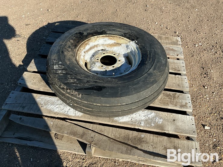 9.00-16-tire-&-rim-image-3