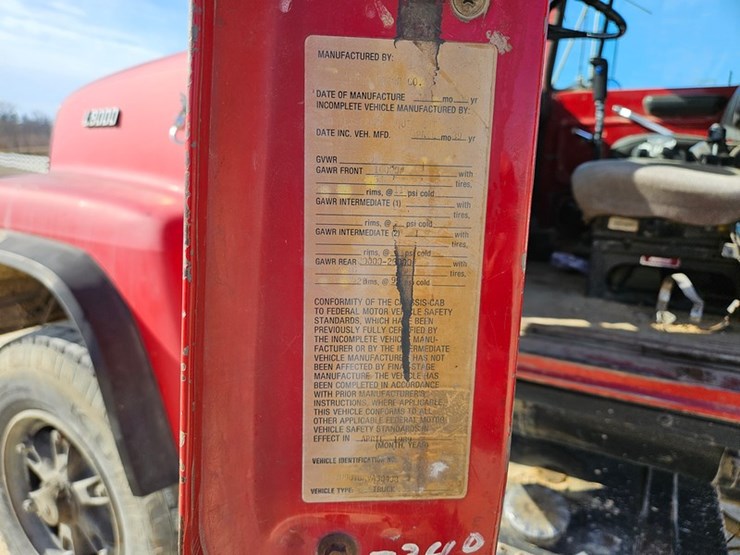 1989-ford-l9000-image-57