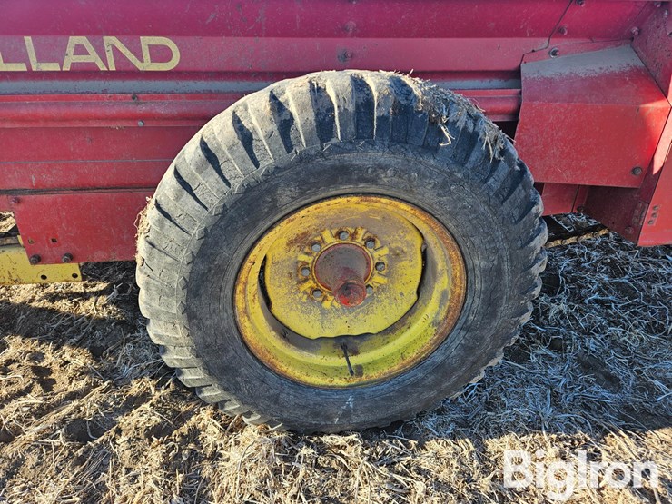 new-holland-519-image-12