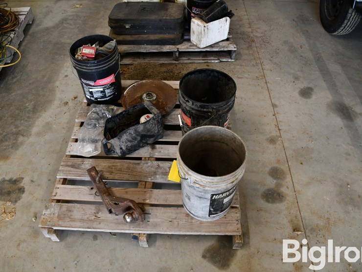 pallet-of-farm-support-image-2