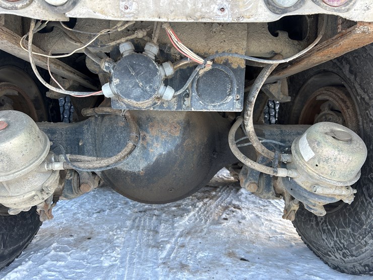 2004-international-7600-image-21