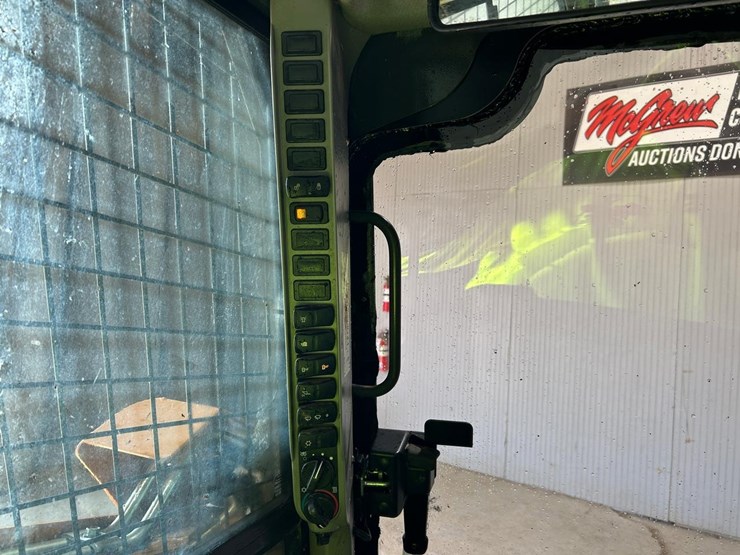 2021-case-tr310b-image-26