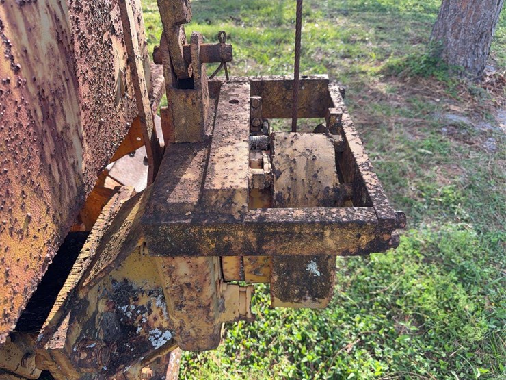 caterpillar-diesel-thirty-five-image-54