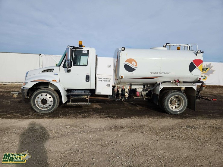 2008-international-durastar-4300-image-31