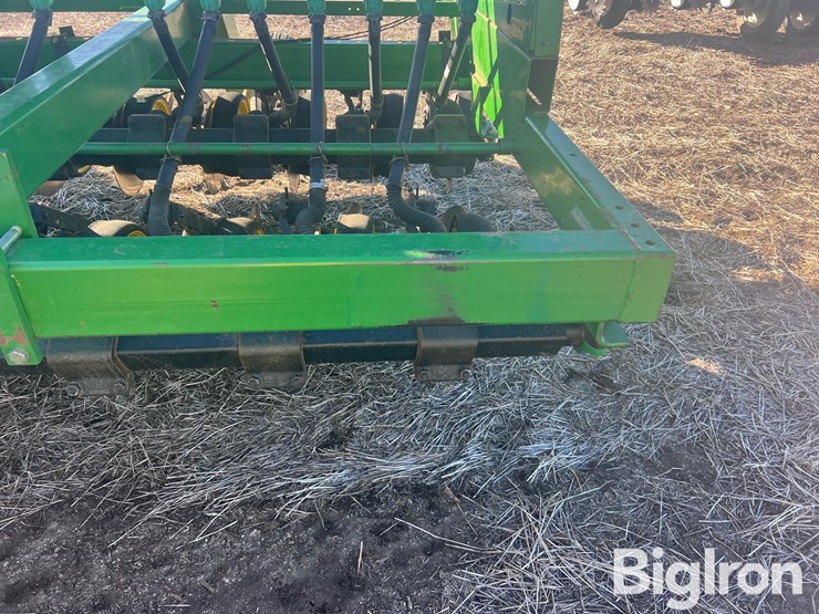 john-deere-750-image-16