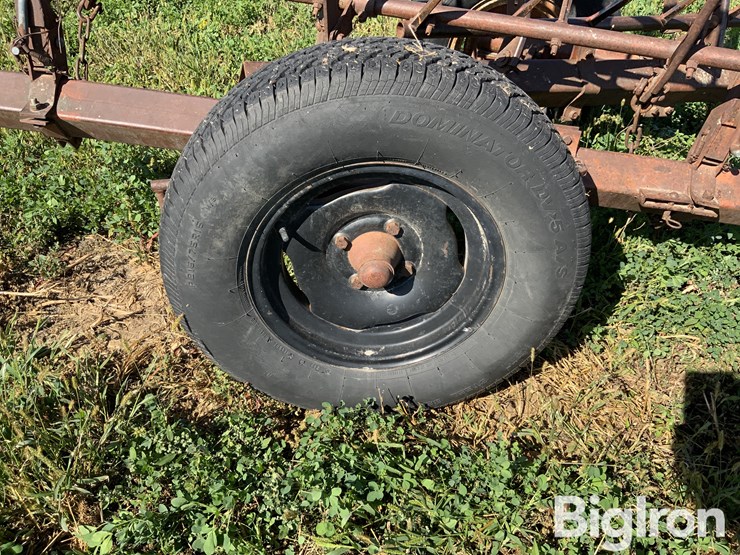 30’-5-section-folding-spiked-tooth-harrow-image-16