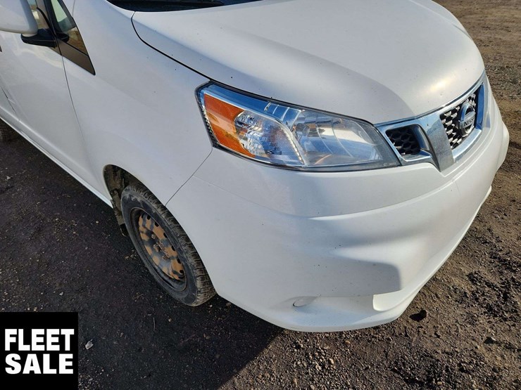 2018-nissan-nv200-image-33