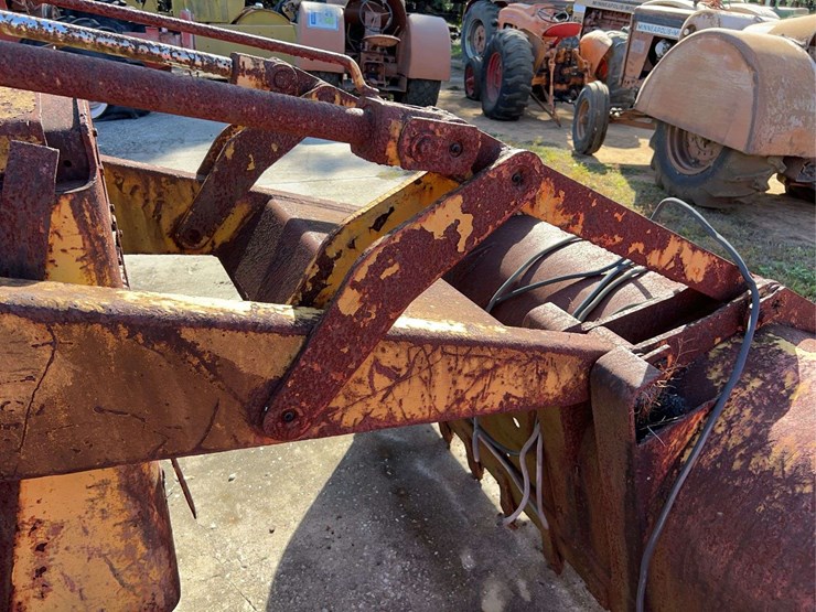 minneapolis-moline-diesel-crawler-image-38