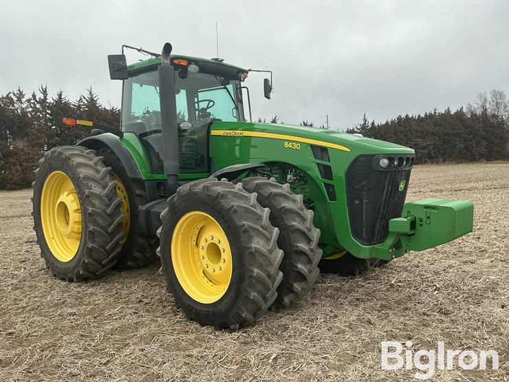 2007-john-deere-8430-image-3