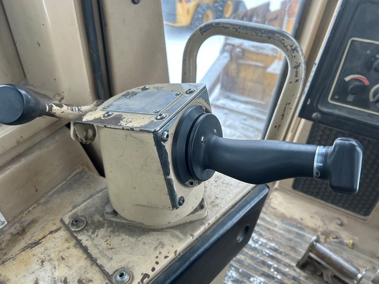 caterpillar-d8r-image-85