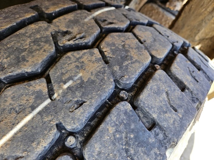 1989-ford-l9000-image-54