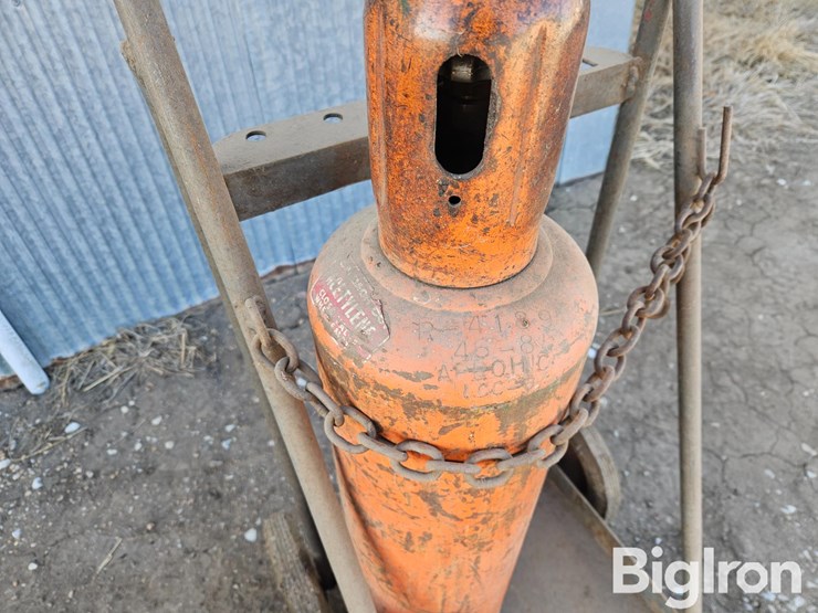 torch-tanks,-hose-&-regulators-image-13