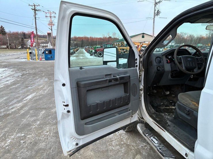 2015-ford-f250-image-18