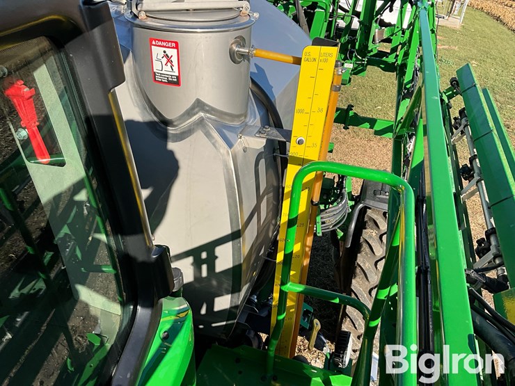 2021-john-deere-r4038-image-13