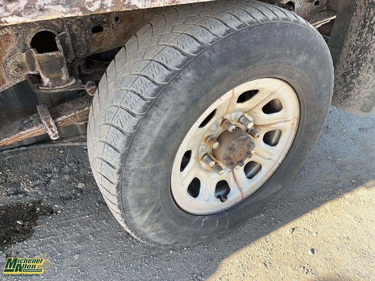 2014-gmc-sierra-3500hd-image-9