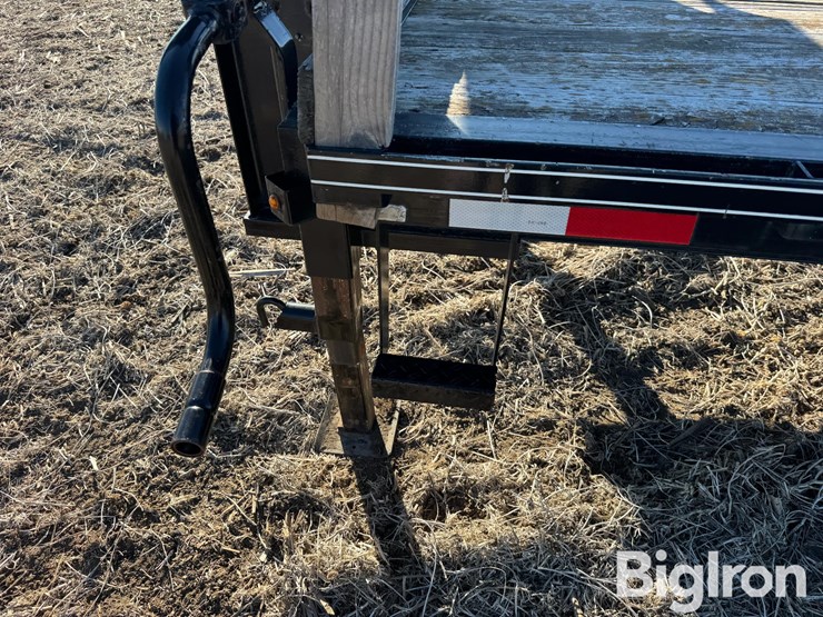 2011-delta-t/a-gooseneck-flatbed-trailer-image-15