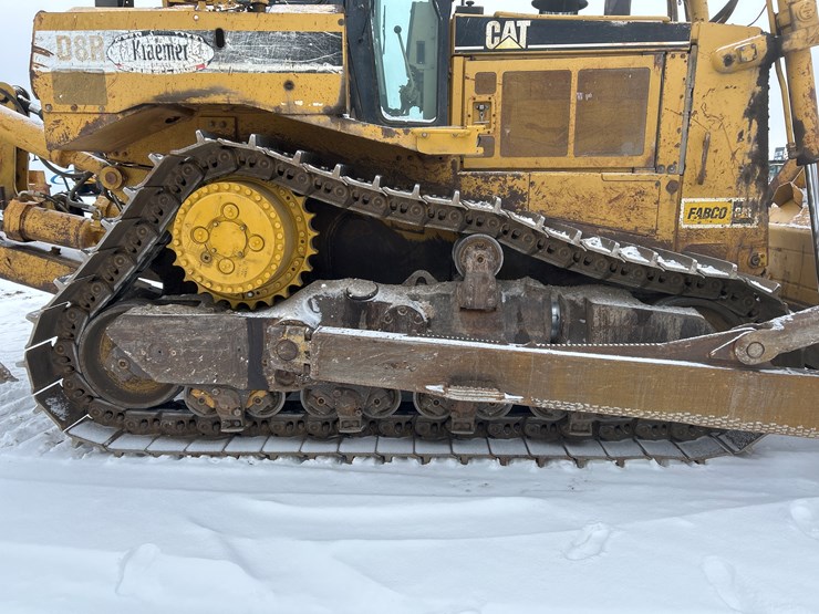 caterpillar-d8r-image-102