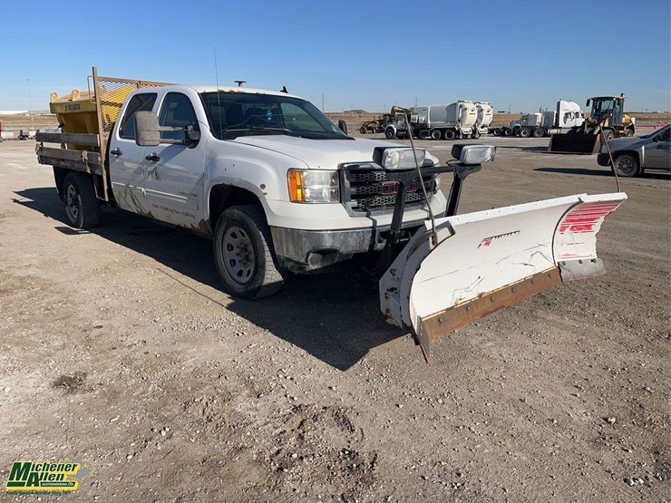 2014-gmc-sierra-3500hd-image-7