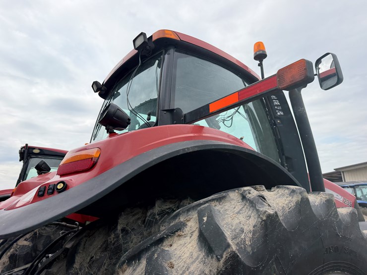 case-ih-235-image-43