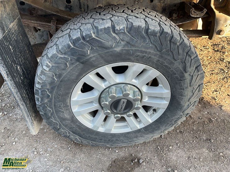 2017-ford-f350-image-11