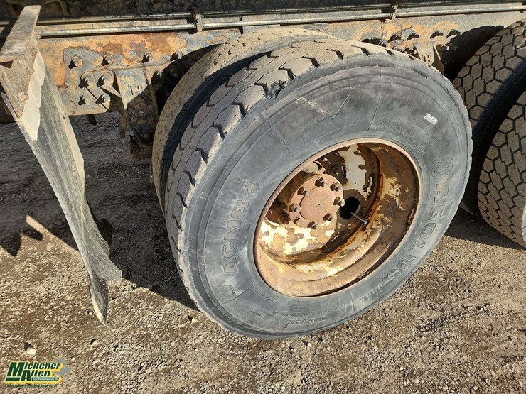 2012-international-workstar-7400-image-29