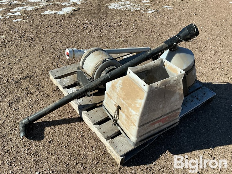 dry-inoculant-applicators-image-7