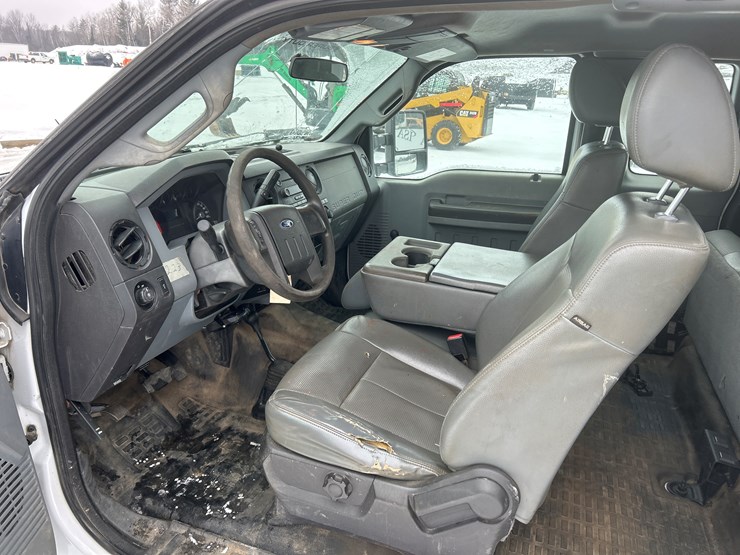 2014-ford-f250-image-45