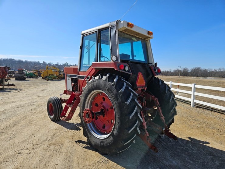 international-1086-image-3