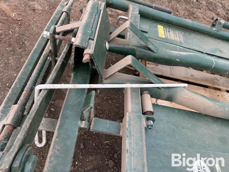 big-valley-cattle-head-catch-image-16