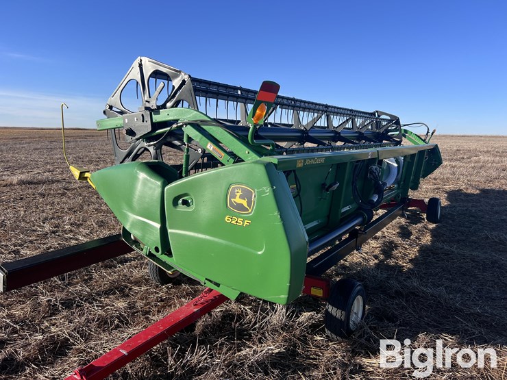 2014-john-deere-625f-image-7