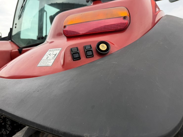 case-ih-235-image-44