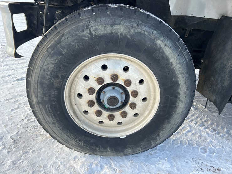 2004-international-7600-image-75