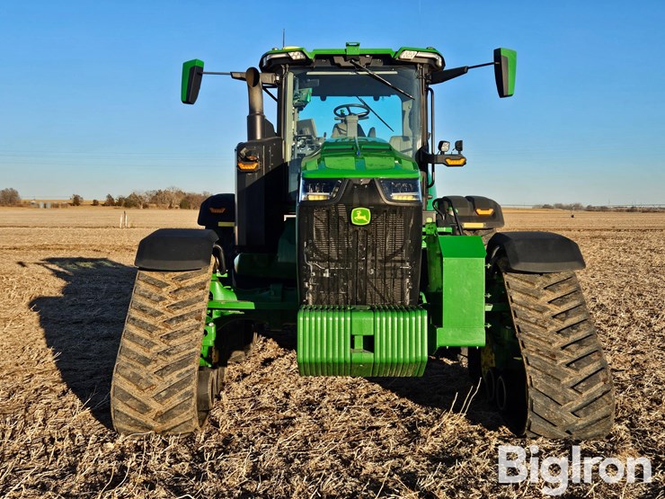 2021-john-deere-8rx-370-image-2