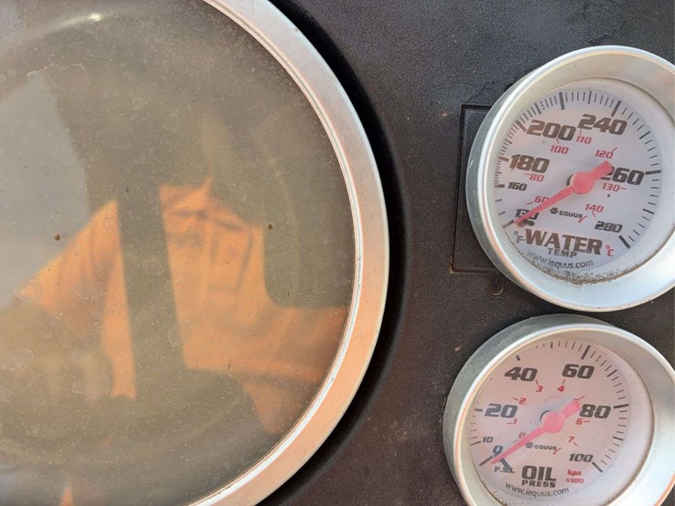 john-deere-2155-image-19