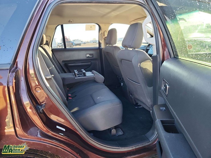 2010-ford-edge-sel-image-27