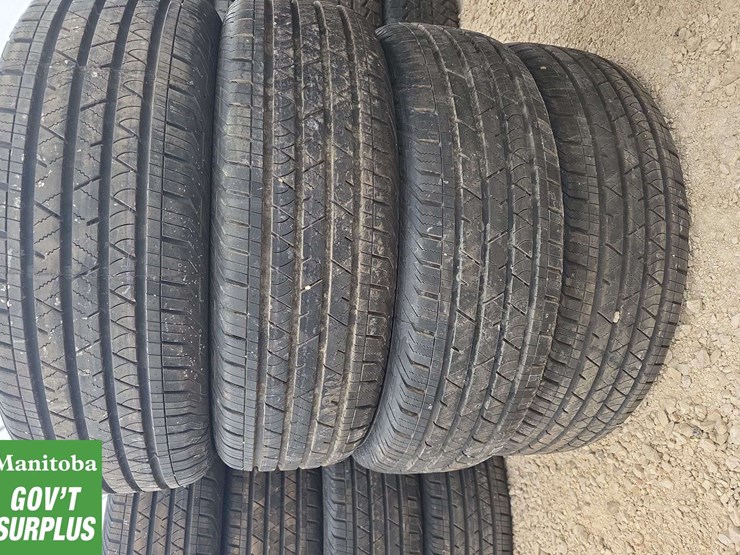 set-of-4-continental-cross-contact-235/65/18-image-2