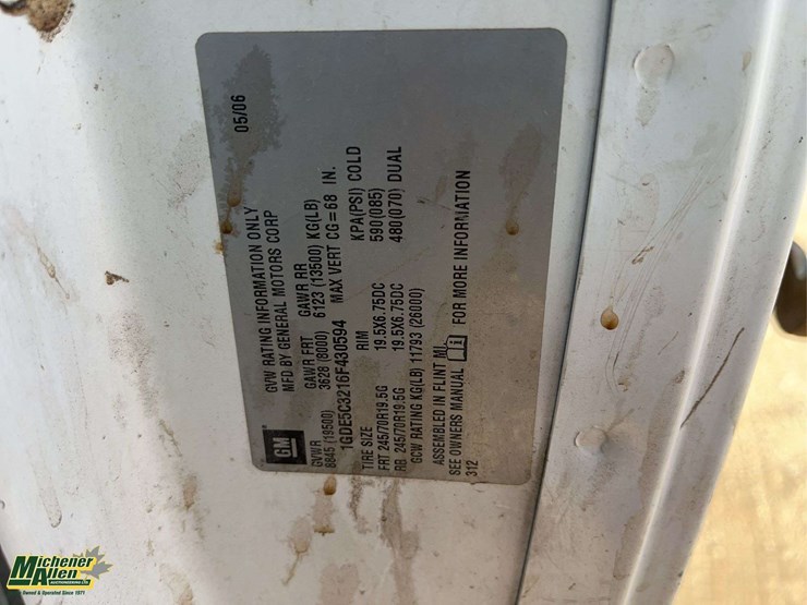 2006-gmc-topkick-c5500-image-22