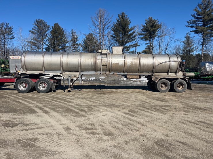 #4860-•-bar-bel-manufacturing-103-sm-manure-tanker-image-2