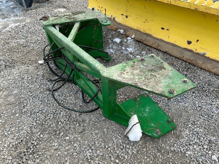 132”-snow-plow-image-8