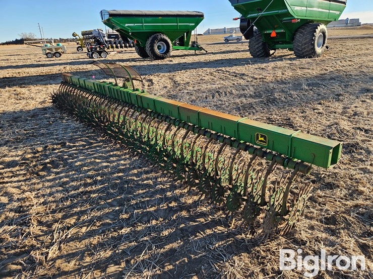 john-deere-400-image-3