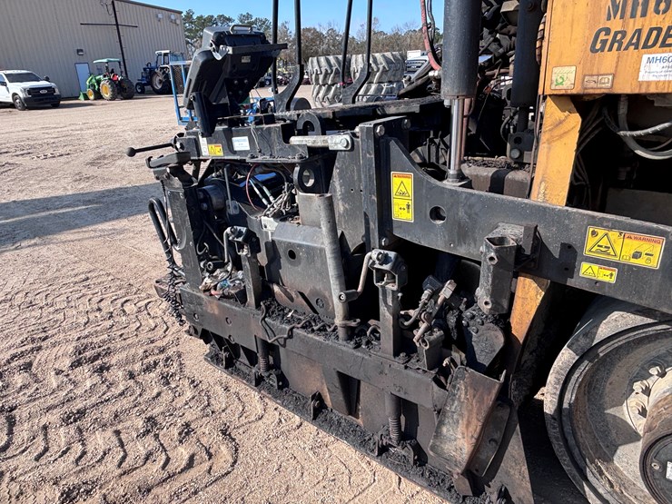 caterpillar-ap-655f-image-9