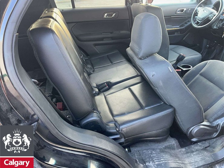 2018-ford-explorer-image-17