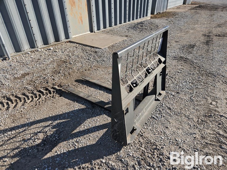 bobcat-pallet-fork-image-5