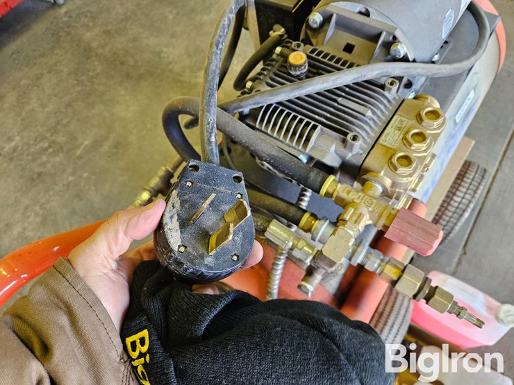 psi-hot-water-pressure-washer-image-10