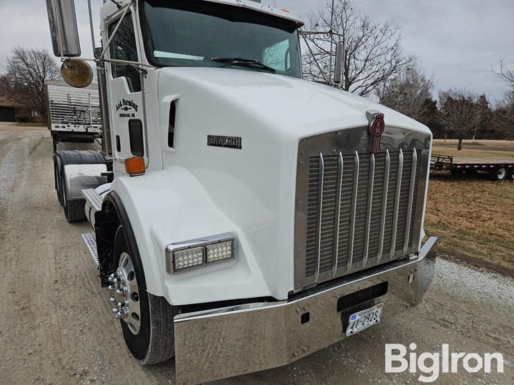 2006-kenworth-t800-image-14