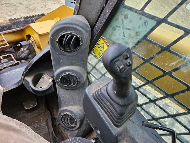 caterpillar-299d3-image-23