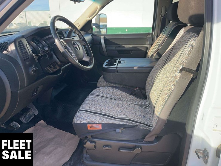 2013-gmc-sierra-2500hd-image-14