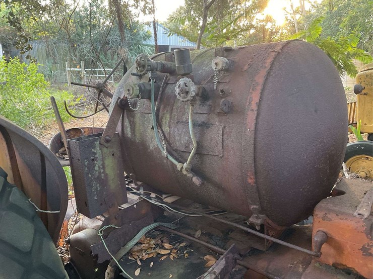 minneapolis-moline-lp-parts-tractor-image-22